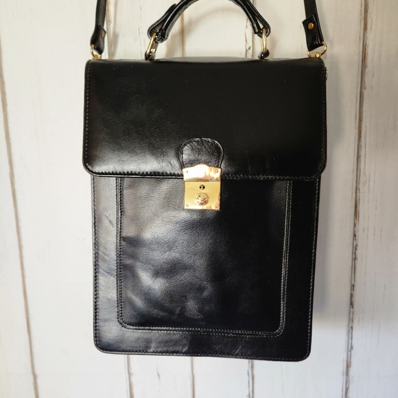 Vintage Black leather messenger bag - Picture 2 of 16